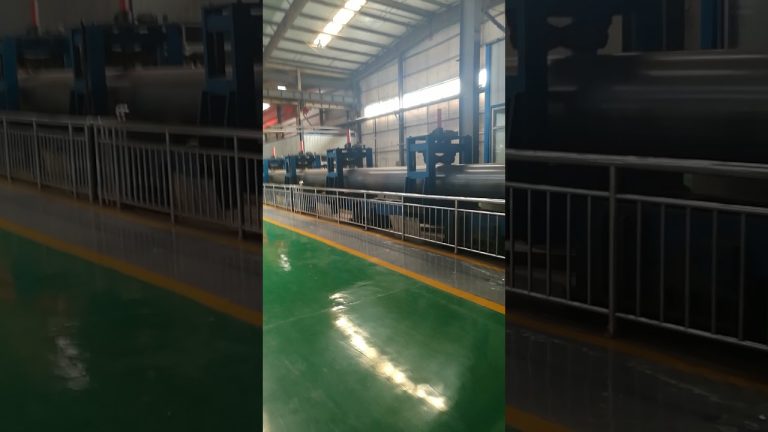 Customers visit welded steel pipe production equipment